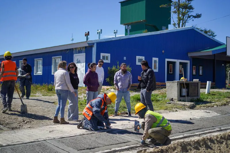 Municipio de Tolhuin plan cordón cuneta y veredas