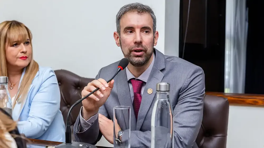 Luciano Selzer