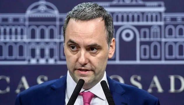 manuel adorni