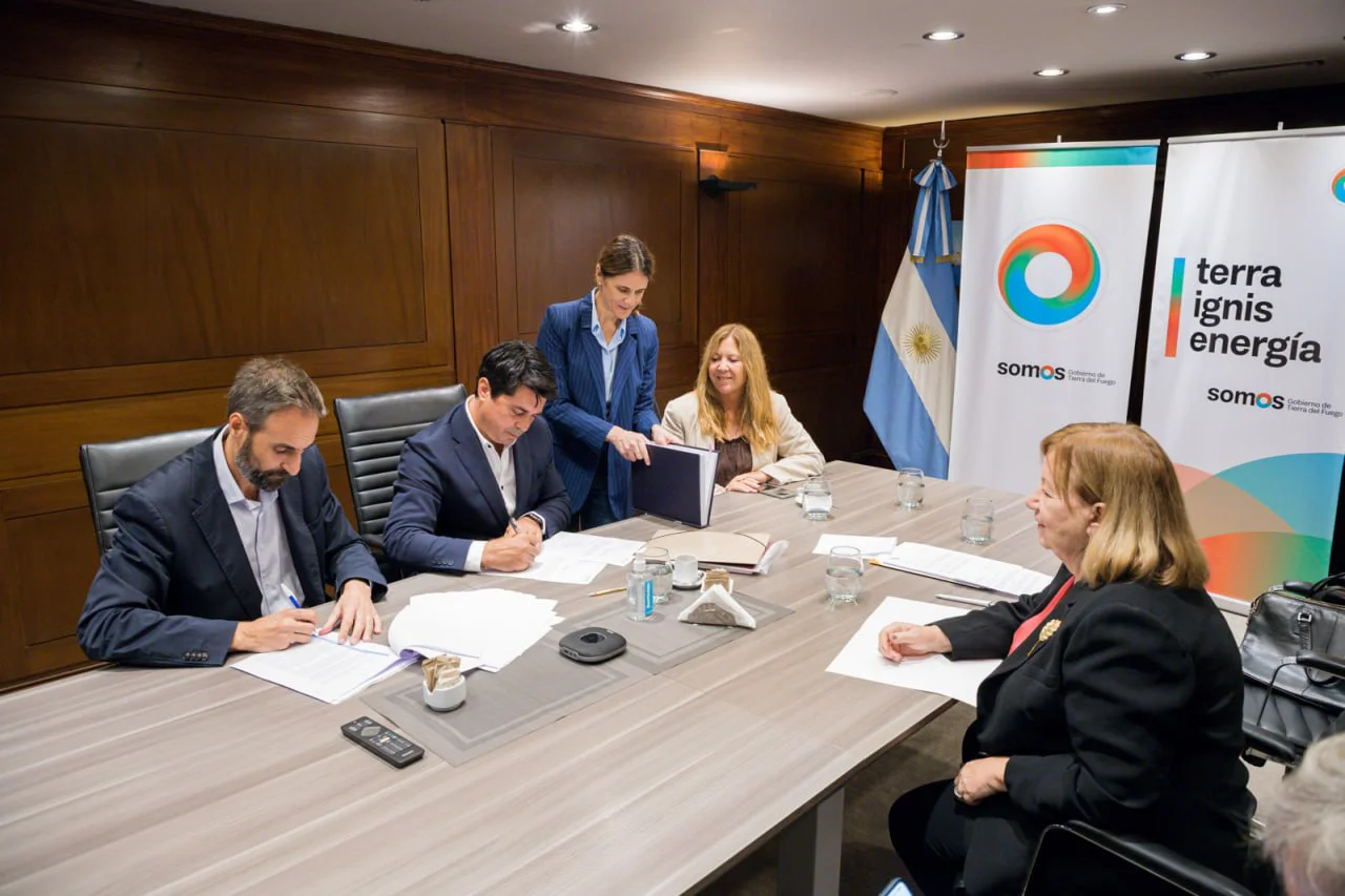 Terra Ignis/ Velitec