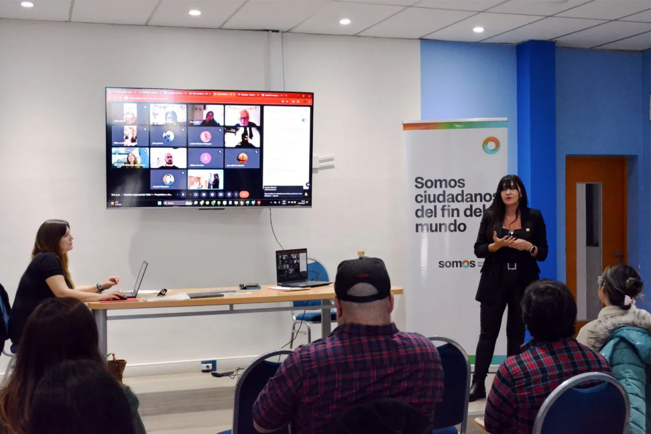PROGRAMA “GESTIÓN EMPRESARIAL”