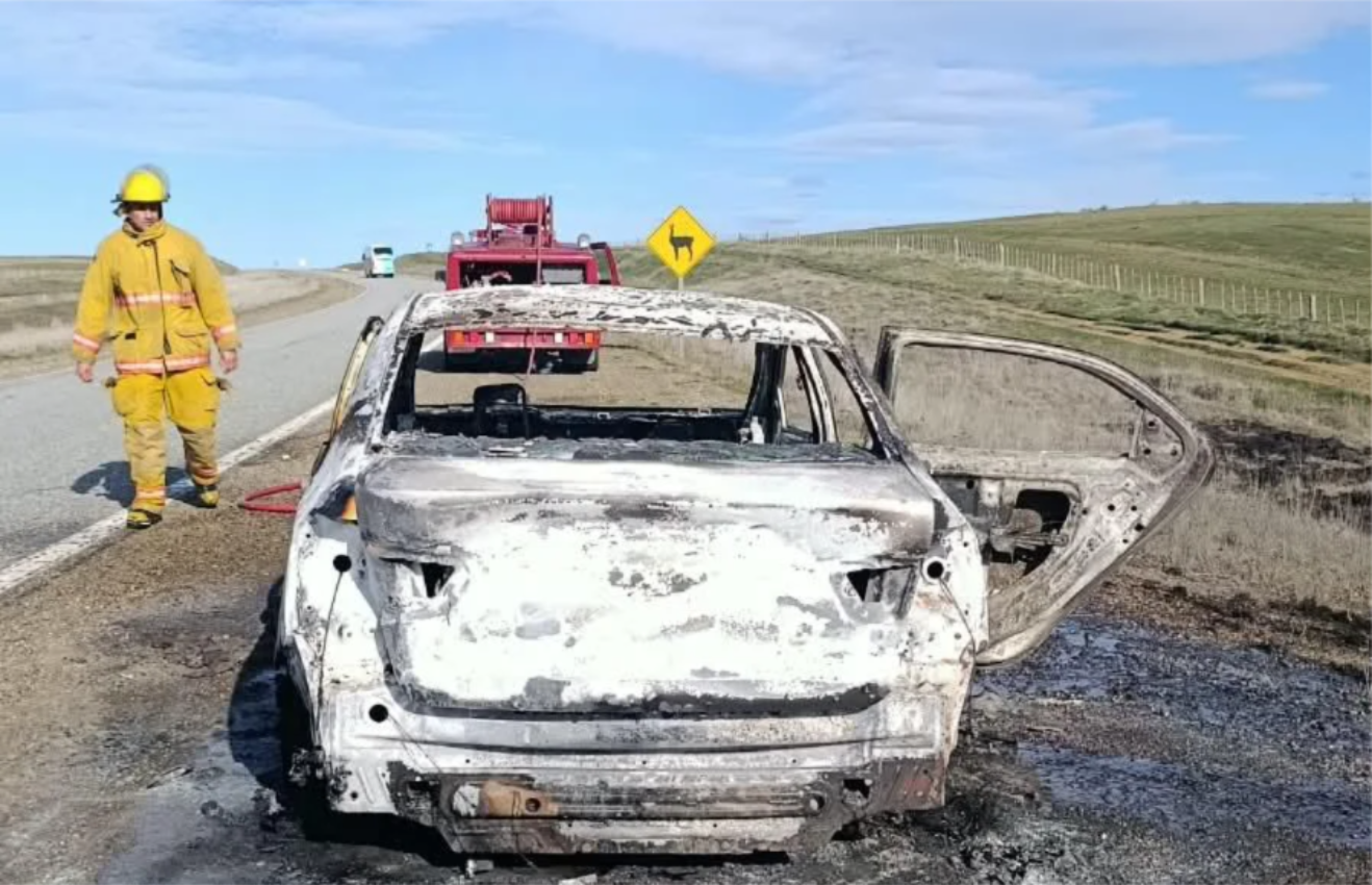 Incendio automóvil ruta
